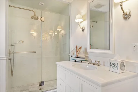 $16,500 | 271 Carnegie Harbor Drive, Portsmouth, RI 02871