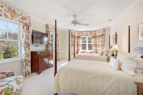 $16,500 | 271 Carnegie Harbor Drive, Portsmouth, RI 02871