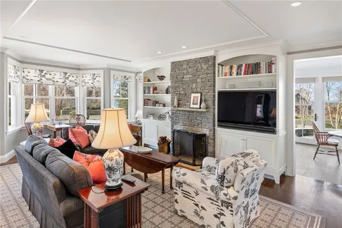 $16,500 | 271 Carnegie Harbor Drive, Portsmouth, RI 02871
