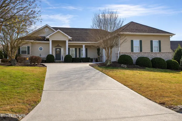 $575,000 | 236 Ganega Trail, Vonore, TN 37885