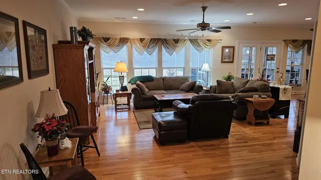 $575,000 | 236 Ganega Trail, Vonore, TN 37885