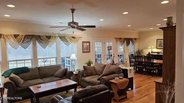 $575,000 | 236 Ganega Trail, Vonore, TN 37885