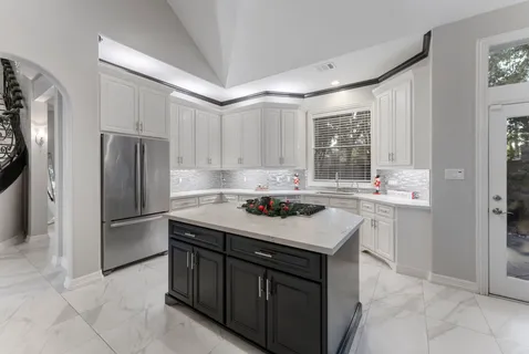 $625,000 | 2727 South Southern Oaks Drive, Houston, TX 77068