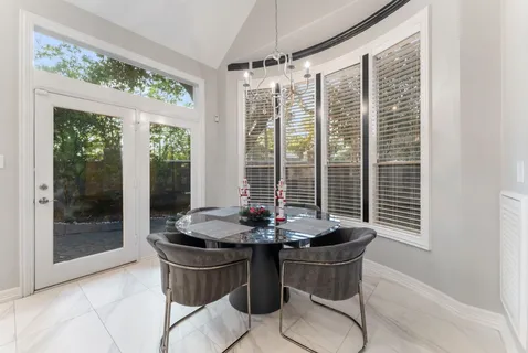 $625,000 | 2727 South Southern Oaks Drive, Houston, TX 77068