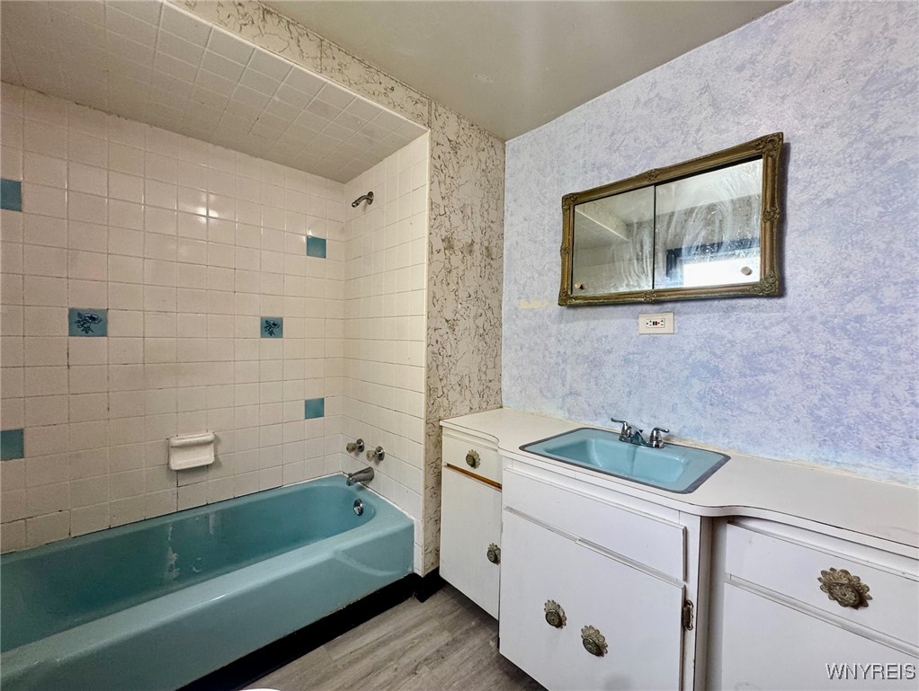 175 Cable Street Buffalo, NY 14206 - Photo 12 of 17