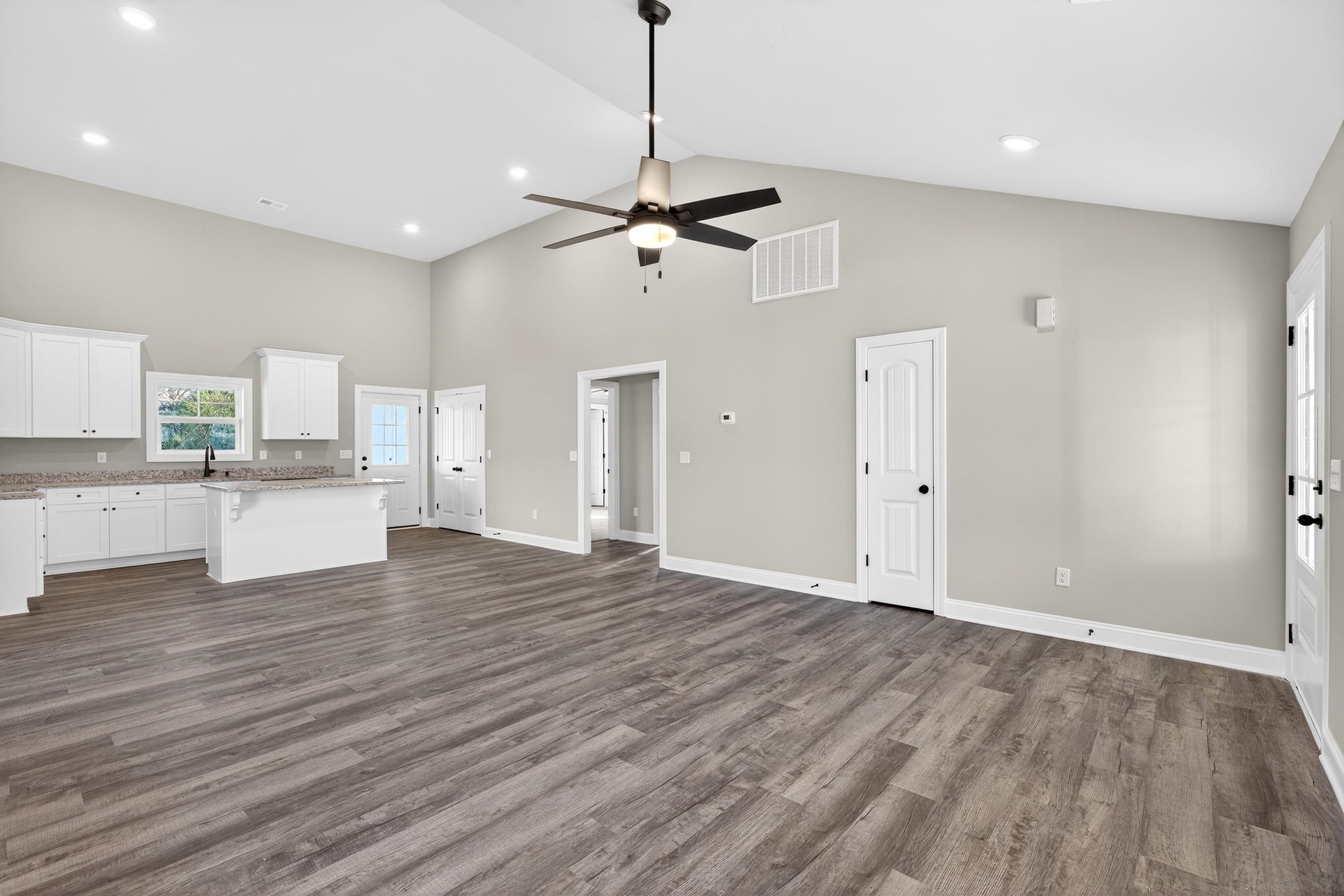 210 Gaffney Avenue Gaffney, SC 29341 - Photo 5 of 25