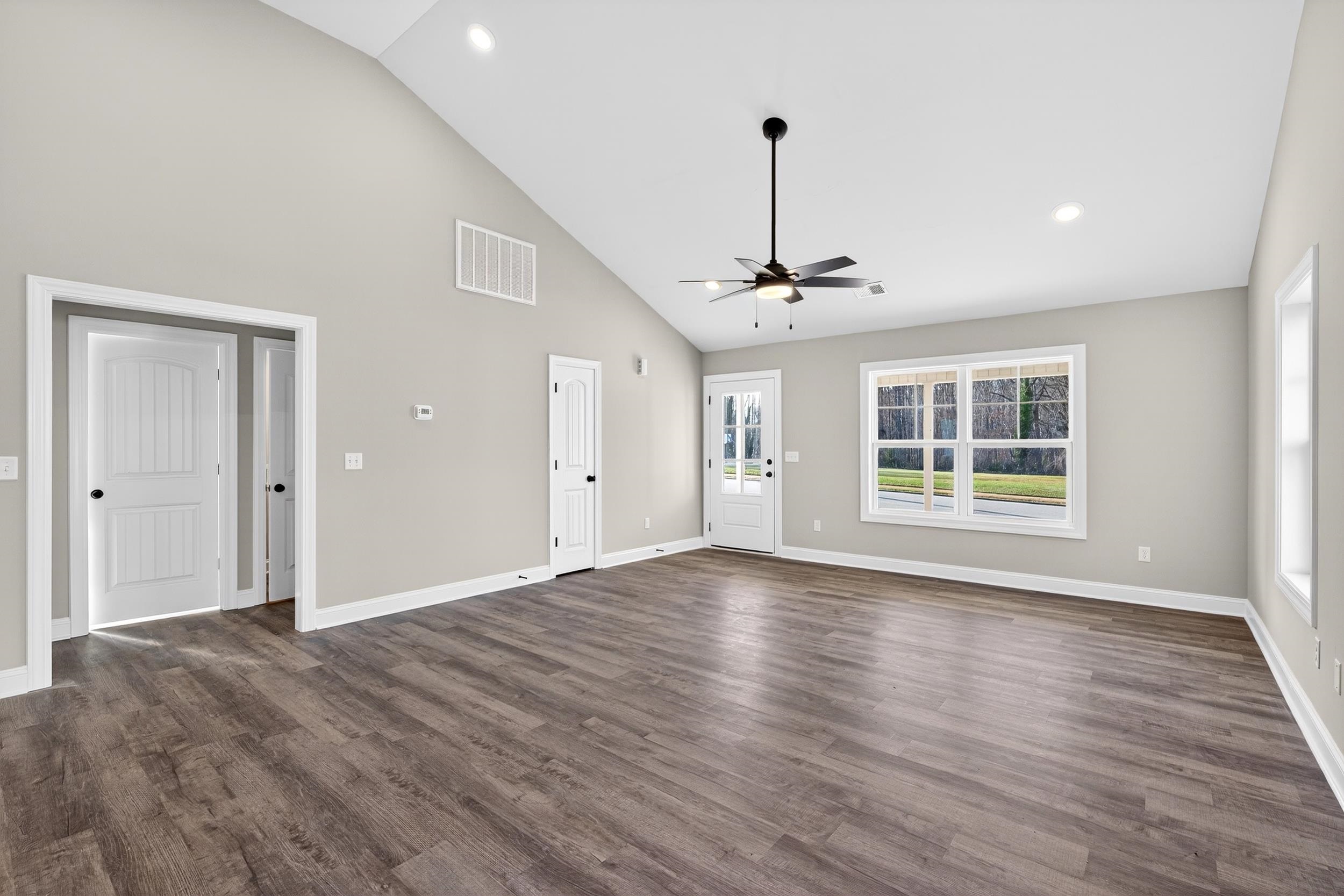 210 Gaffney Avenue Gaffney, SC 29341 - Photo 6 of 25