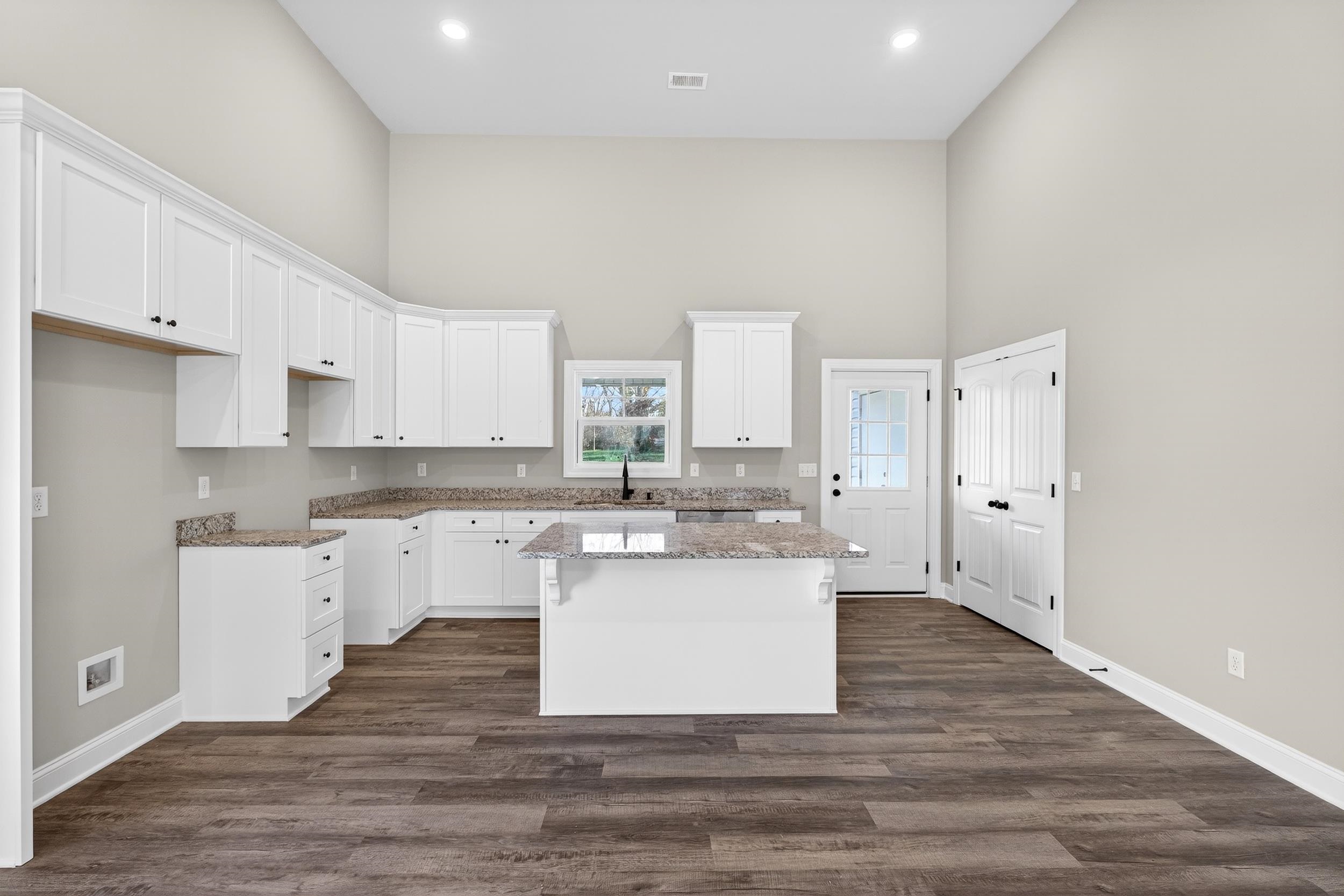 210 Gaffney Avenue Gaffney, SC 29341 - Photo 9 of 25