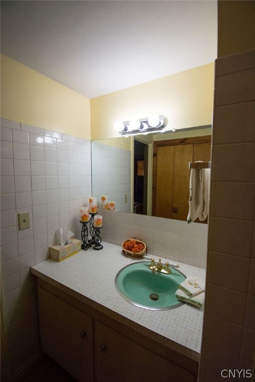 8074 Morgan Road Clay, NY 13090 - Photo 13 of 31