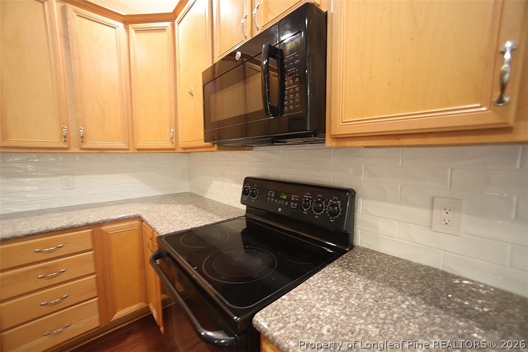 9506 Dellbrook Court Raleigh, NC 27617 - Photo 11 of 29 Gallery Image 11