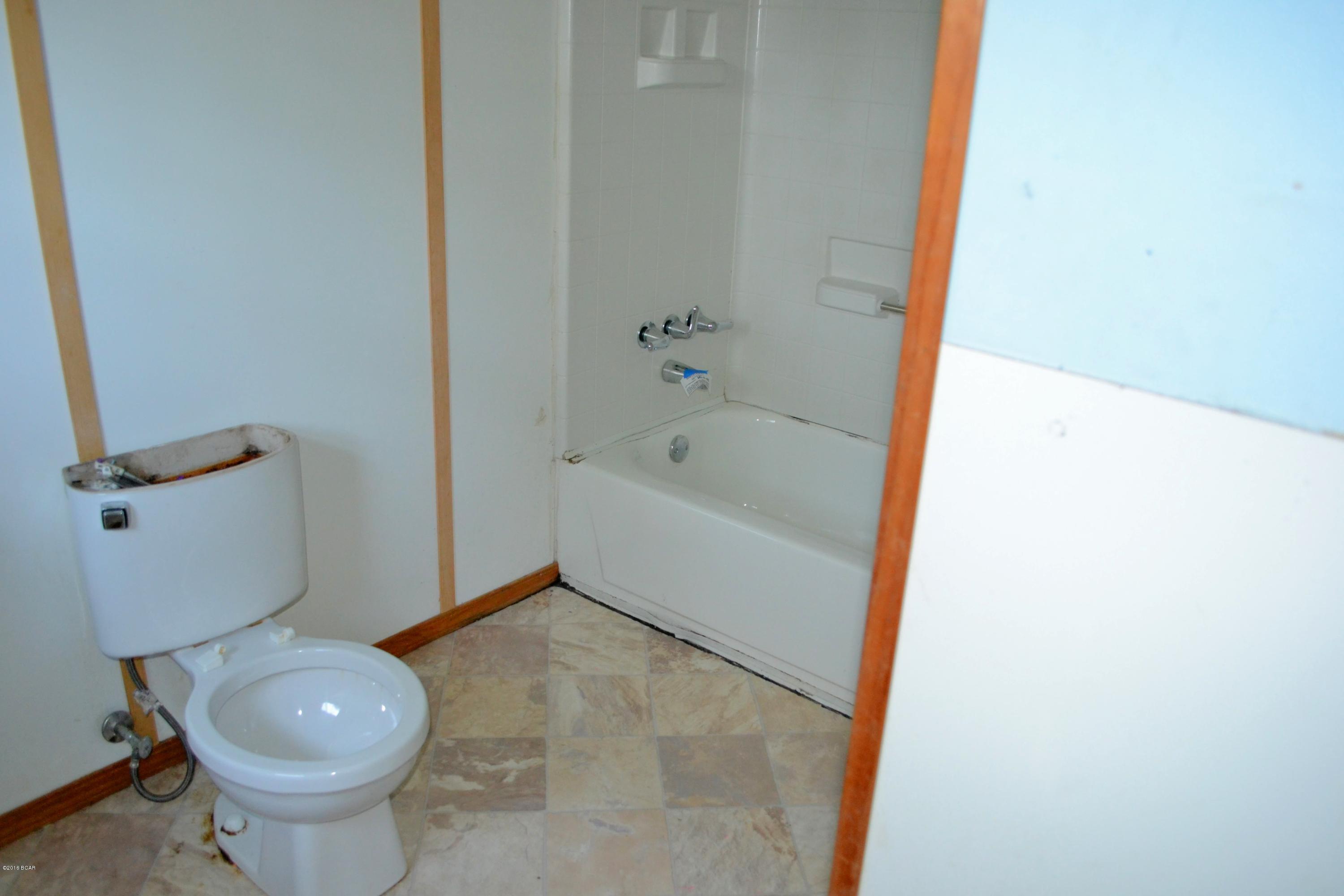 10308 Cowels Road Fountain, FL 32438 - Photo 8 of 14 Gallery Image 8