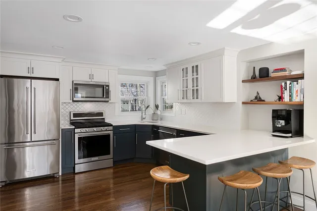 $1,125,000 | 4 Mt Avenue, Providence, RI 02906