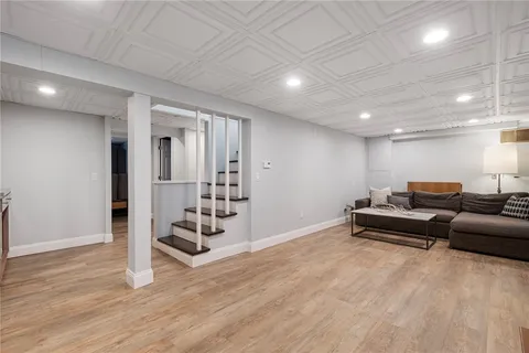 $1,125,000 | 4 Mt Avenue, Providence, RI 02906