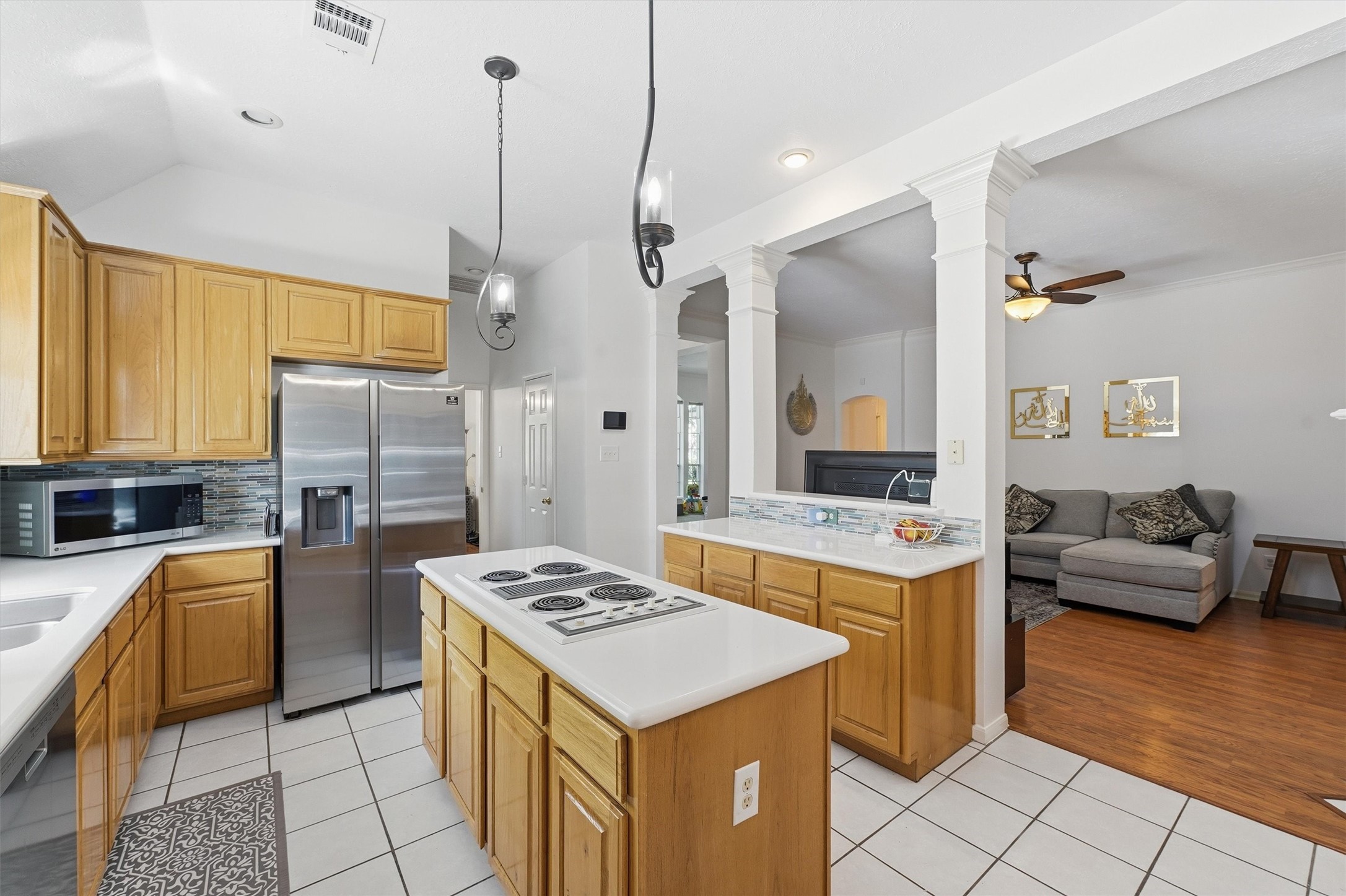 18811 Racquet Sports Way Humble, TX 77346 - Photo 12 of 28 Kitchen that opens up to the living room.
