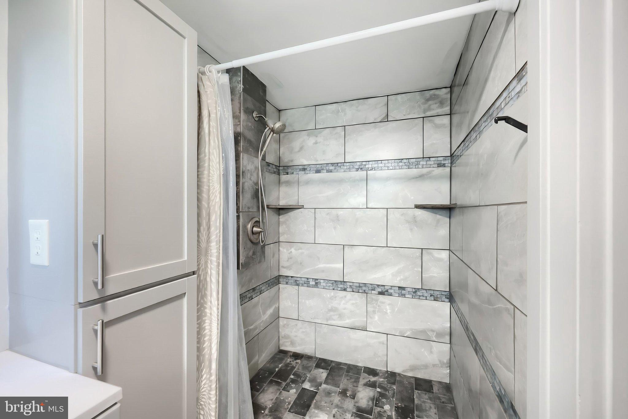 7213 Yellow Church Road Seven Valleys, PA 17360 - Photo 31 of 38 LL Walk in Shower