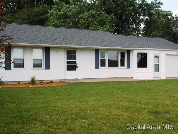 305 Cruikshank Street Springfield, IL 62703 - Photo 1 of 18