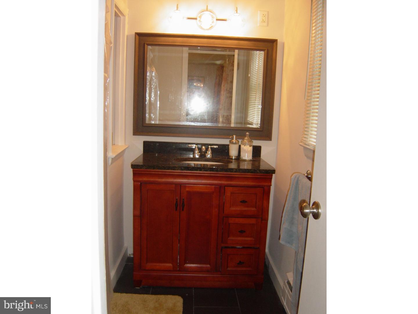 395 Keats Road Huntingdon Valley, PA 19006 - Photo 19 of 25 Gallery Image 19