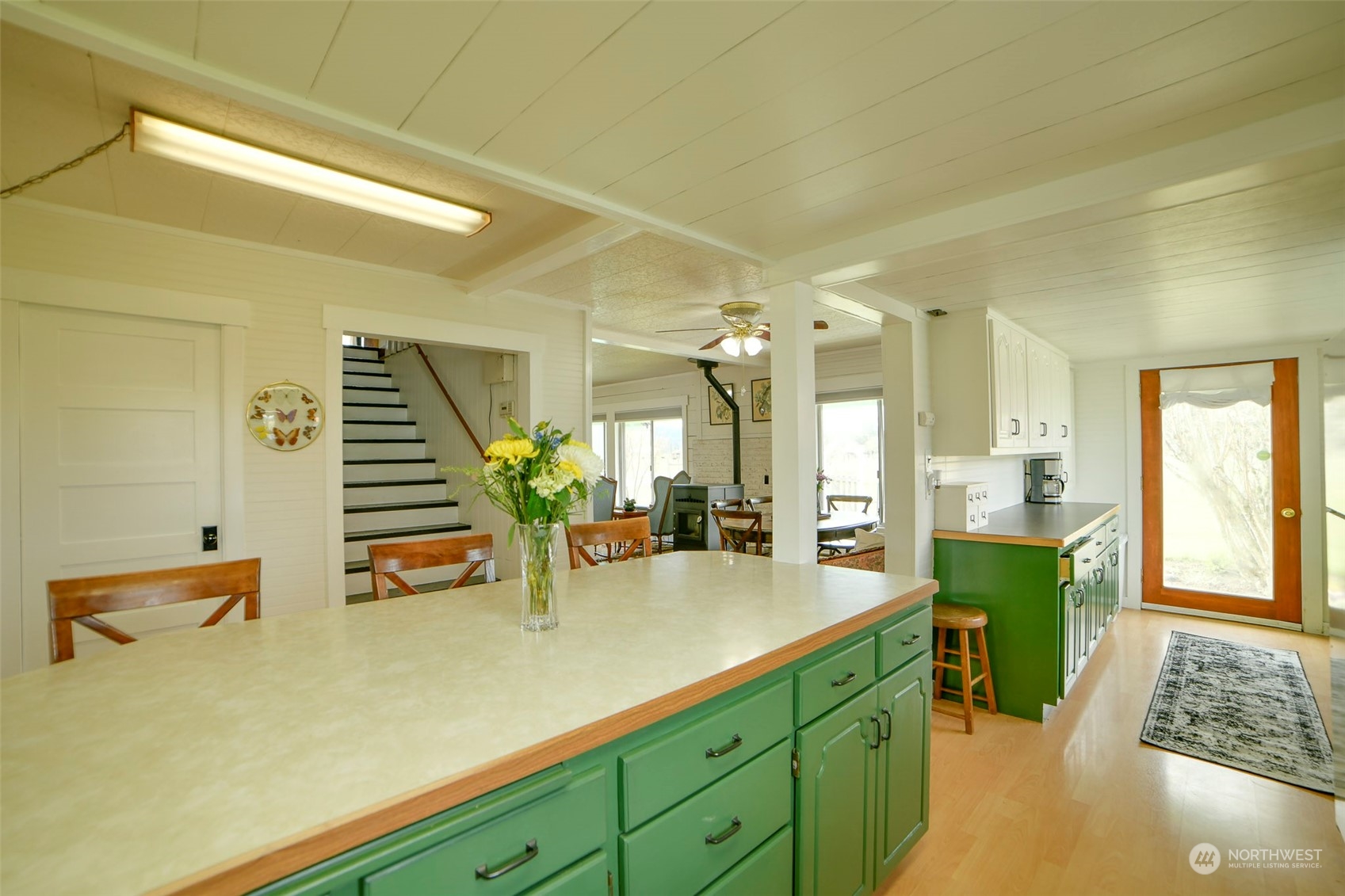 127 Beam Road Chehalis, WA 98532 - Photo 21 of 40 a room with lots of counter space and windows