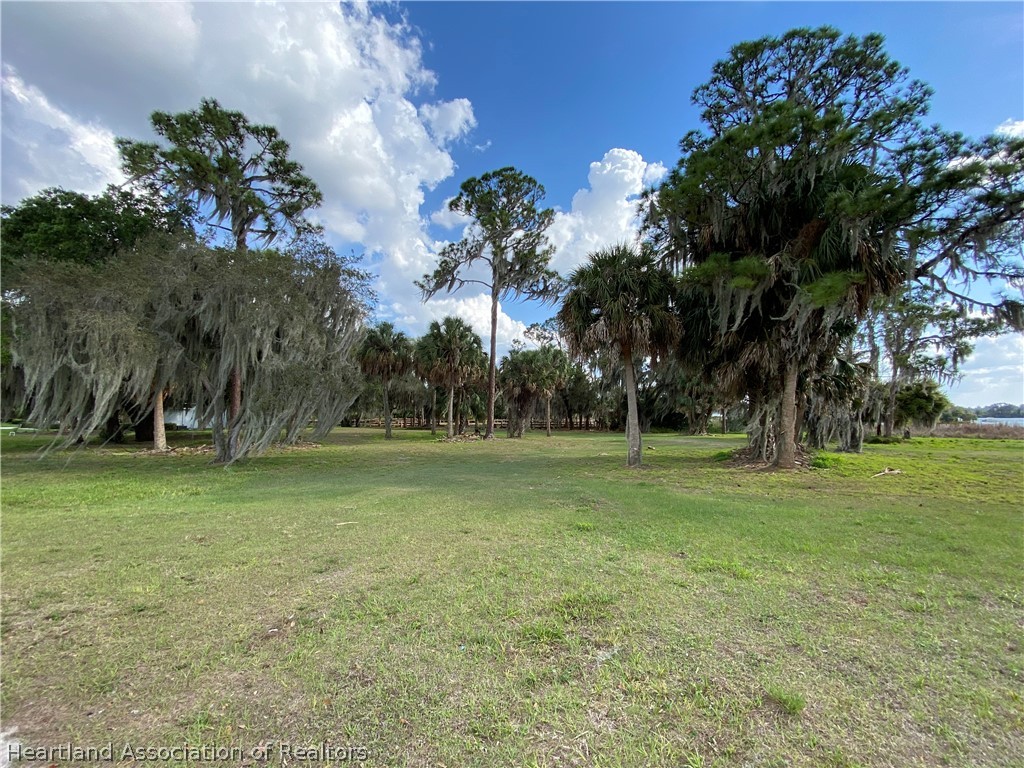 1030 Lake June Road Lake Placid, FL 33852 - Photo 1 of 10 Gallery Image 1