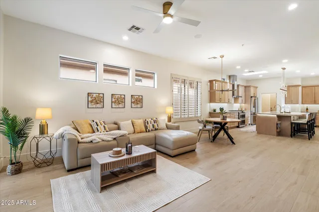 $1,325,000 | 30962 North 74th Way, Scottsdale, AZ 85266