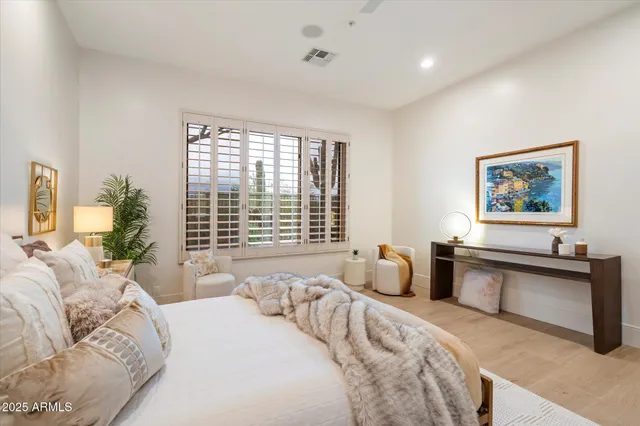 $1,325,000 | 30962 North 74th Way, Scottsdale, AZ 85266