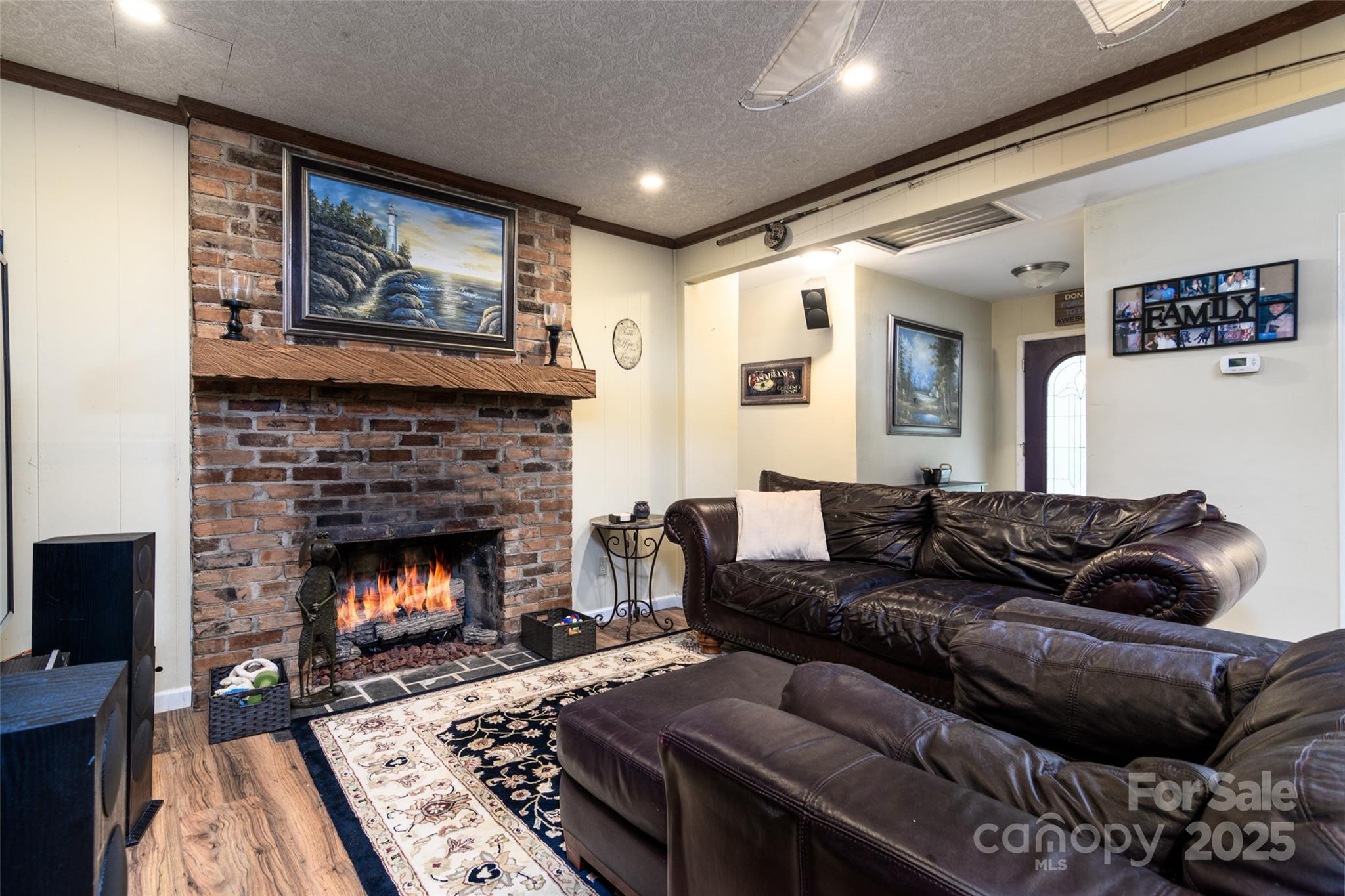 7101 Signer Road Charlotte, NC 28278 - Photo 8 of 29 Gallery Image 8