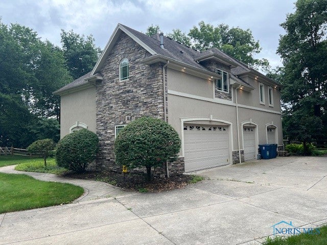 7943 Chestnut Ridge Maumee, OH 43537 - Photo 4 of 50 Gallery Image 4