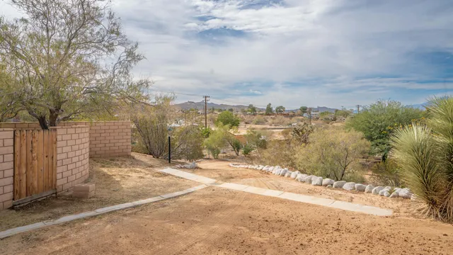 $519,000 | 7390 Camarilla Avenue, Yucca Valley, CA 92284