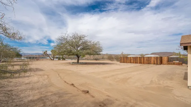 $519,000 | 7390 Camarilla Avenue, Yucca Valley, CA 92284