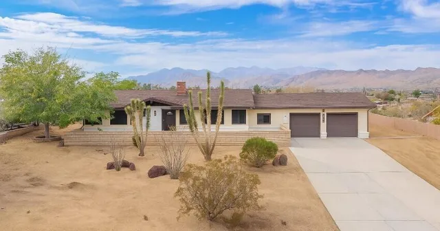 $519,000 | 7390 Camarilla Avenue, Yucca Valley, CA 92284