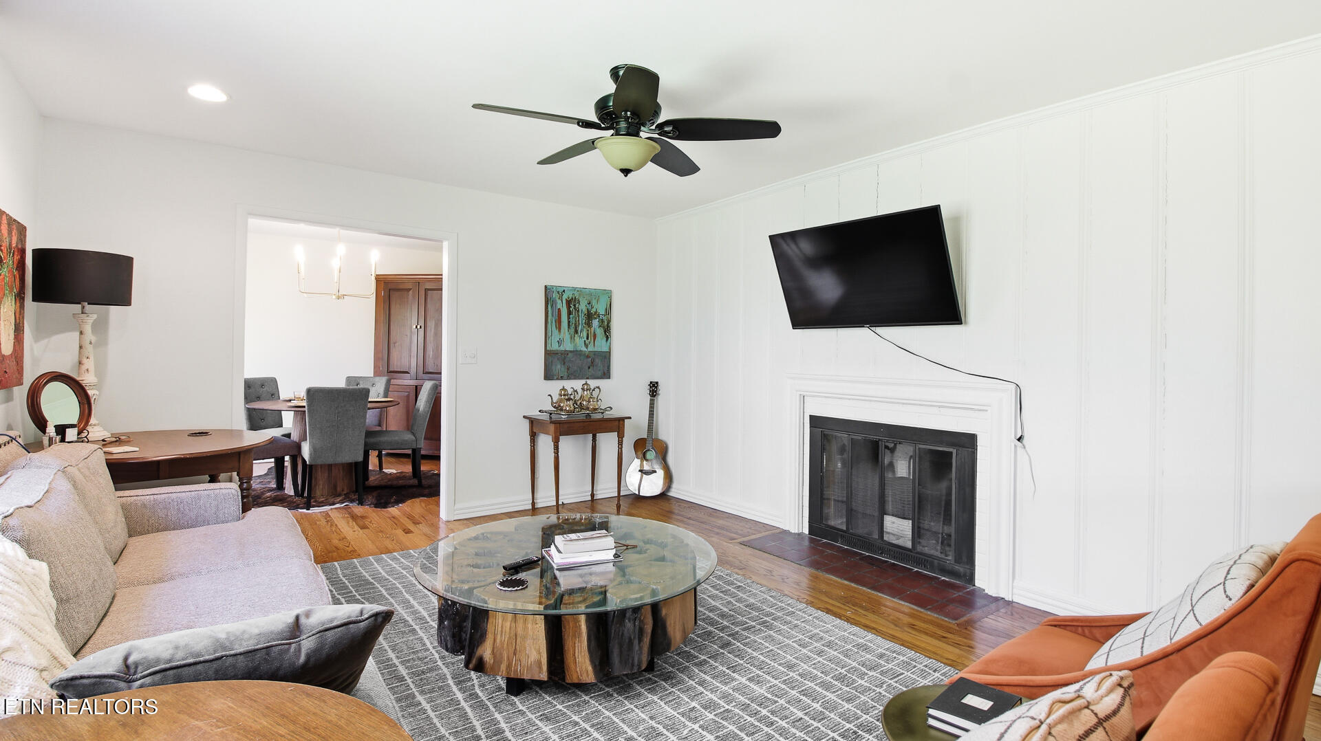 4721 Sunset Road West Knoxville, TN 37914 - Photo 12 of 47 Living Room 4721 W Sunset