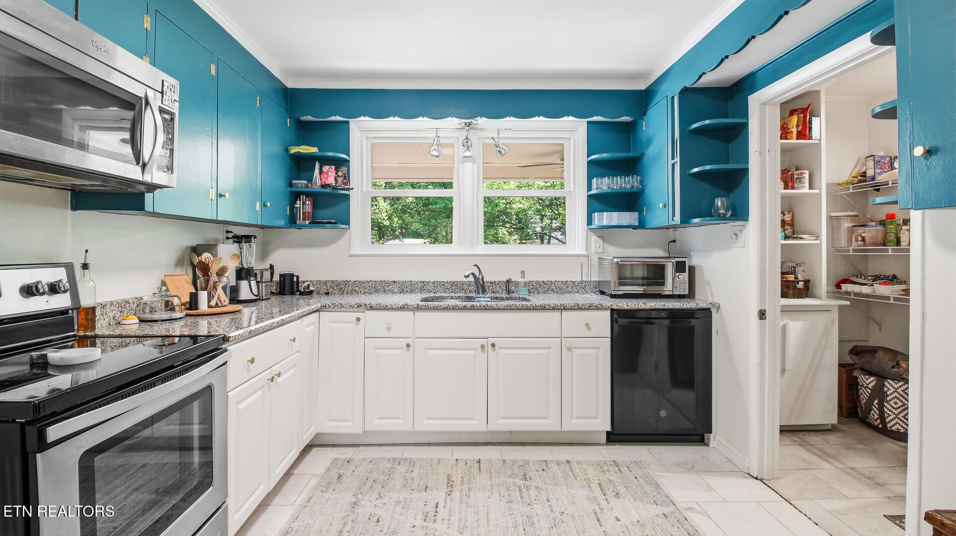 4721 Sunset Road West Knoxville, TN 37914 - Photo 18 of 47 Kitchen