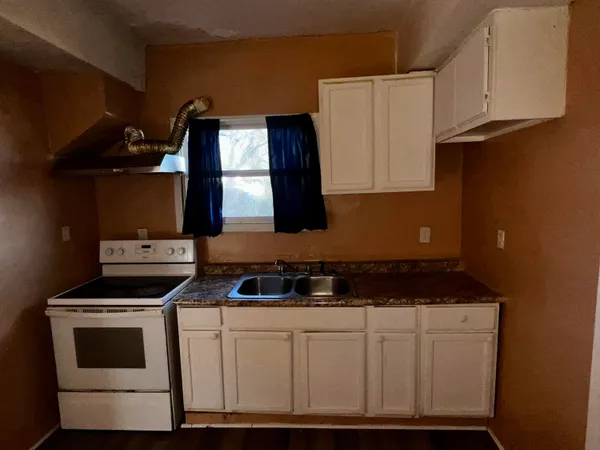 $190,000 | 914 Bullitt Avenue Southeast, Roanoke, VA 24013