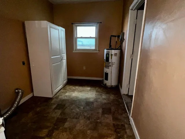 $190,000 | 914 Bullitt Avenue Southeast, Roanoke, VA 24013