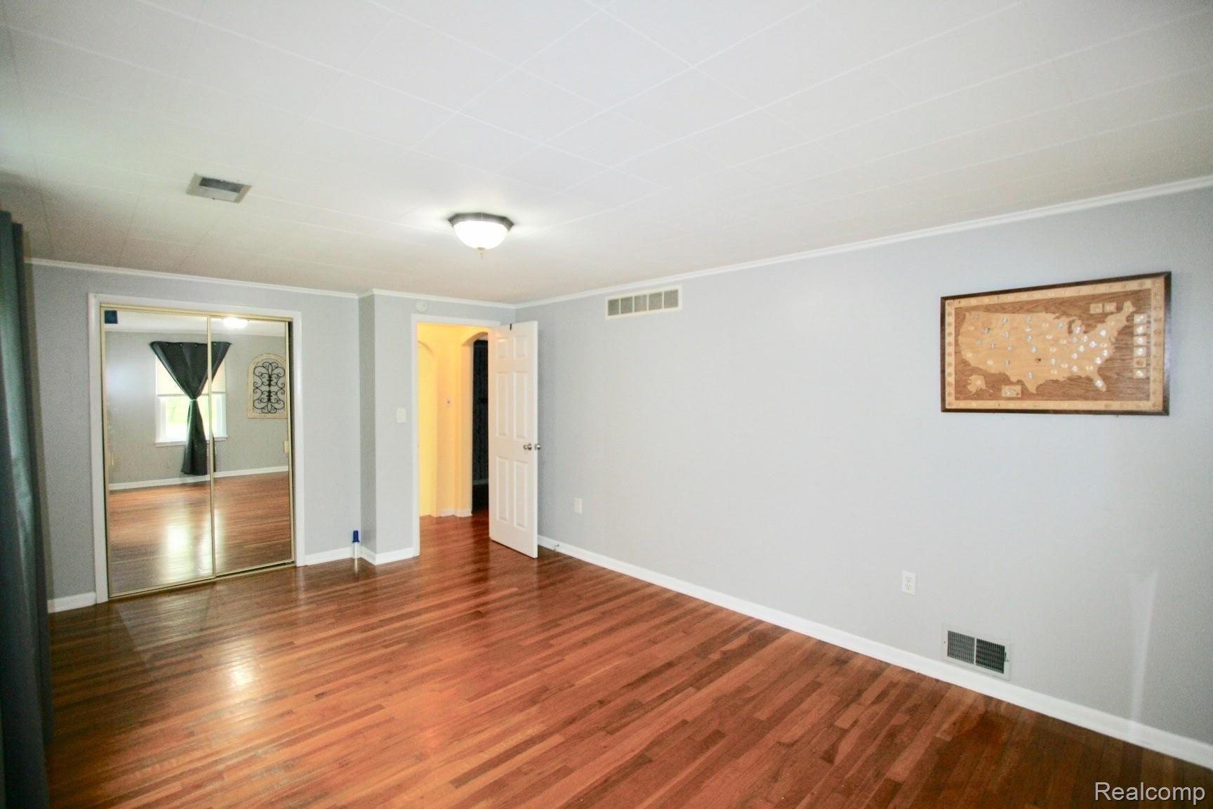 3247 Hickory Lawn Road Rochester, MI 48307 - Photo 10 of 17 Master with Hardwood Floors