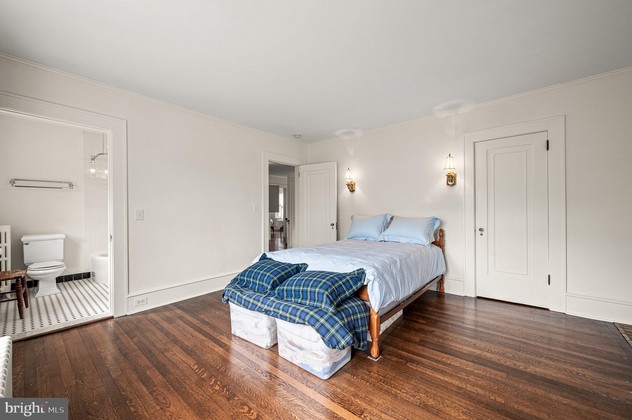 400 South Chester Road Swarthmore, PA 19081 - Photo 35 of 66 3rd bedroom with access to hall bathroom.