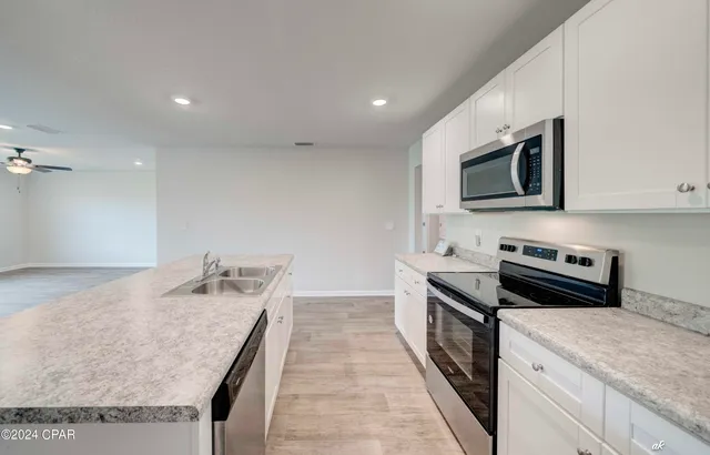 $2,100 | 7177 Ellie B Drive, Panama City, FL 32404