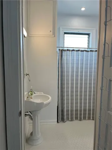 $1,550 | 5950 Magazine Street, New Orleans, LA 70115