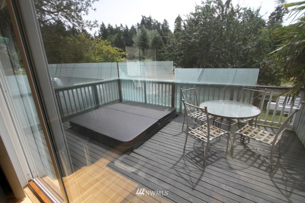 574 Boundary Bay Road Point Roberts, WA 98281 - Photo 14 of 20