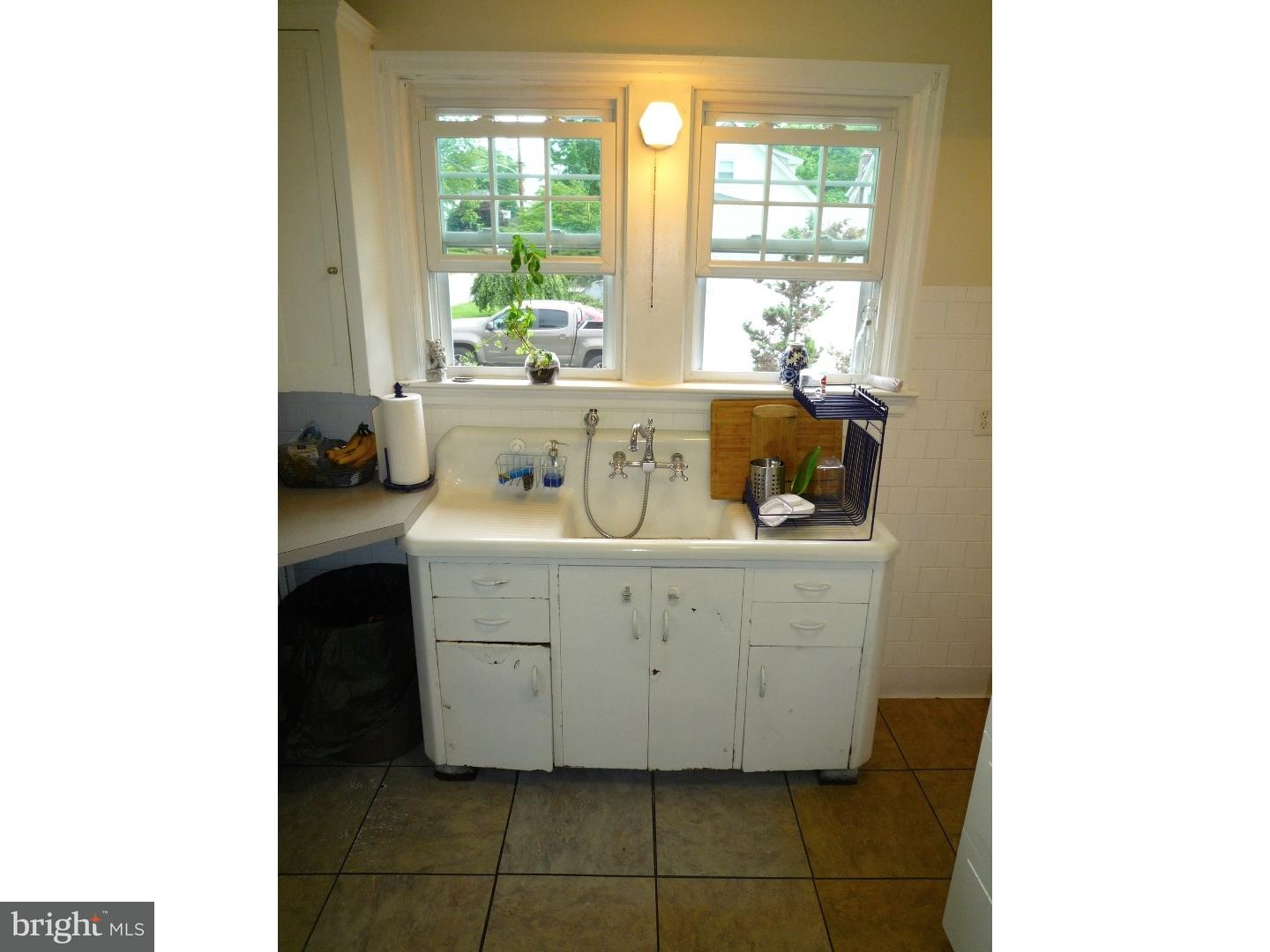 1001 Rodman Road Wilmington, DE 19809 - Photo 8 of 25 Kitchen