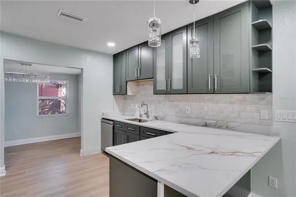 $2,995 | 4029 13th Avenue South, St. Petersburg, FL 33711