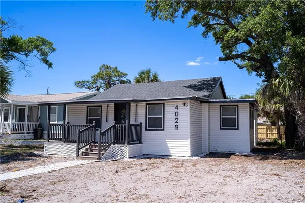 $2,995 | 4029 13th Avenue South, St. Petersburg, FL 33711