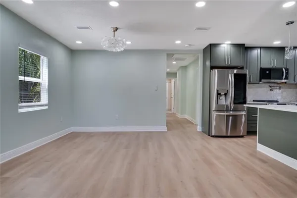 $2,995 | 4029 13th Avenue South, St. Petersburg, FL 33711