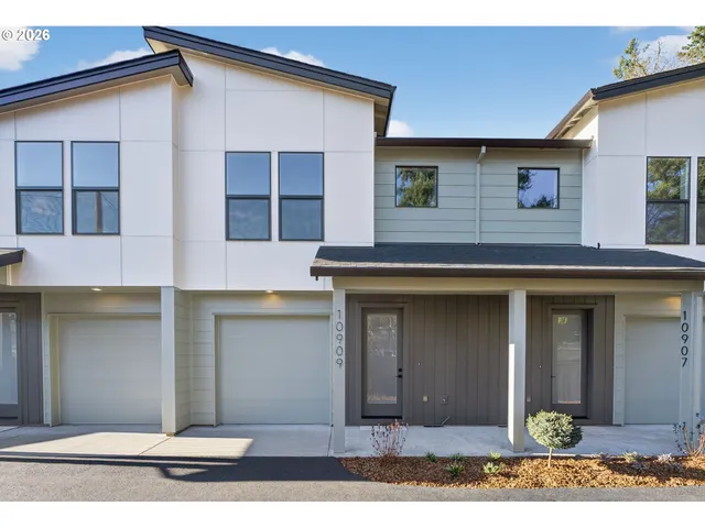 $439,900 | 10909 Southeast Home Avenue, Milwaukie, OR 97222