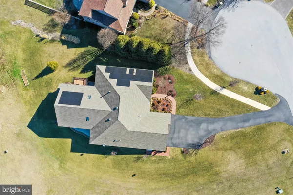 $890,000 | 1464 Highfield Court, Chambersburg, PA 17202