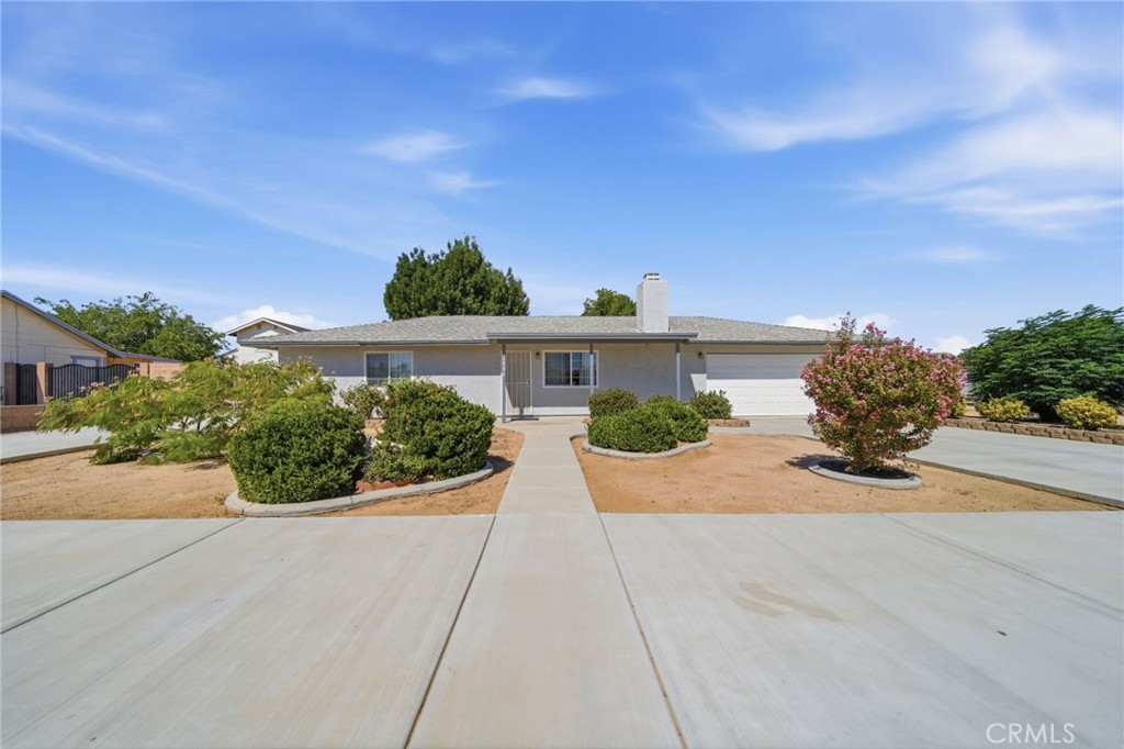 11998 Omak Road Apple Valley, CA 92308 - Photo 3 of 25 Gallery Image 3