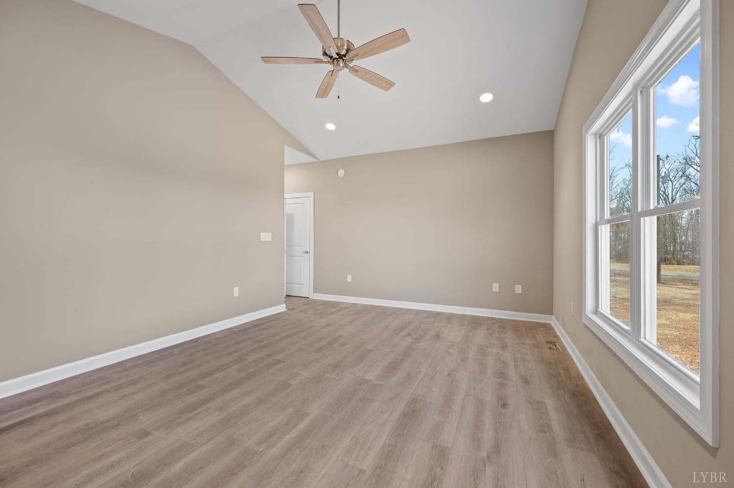 1720 Oak Rdg Road Appomattox, VA 24522 - Photo 37 of 53 an empty room with wooden floor and windows