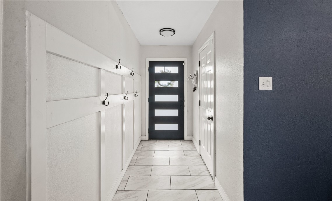 7010 Powderhorn Court Corpus Christi, TX 78413 - Photo 3 of 20