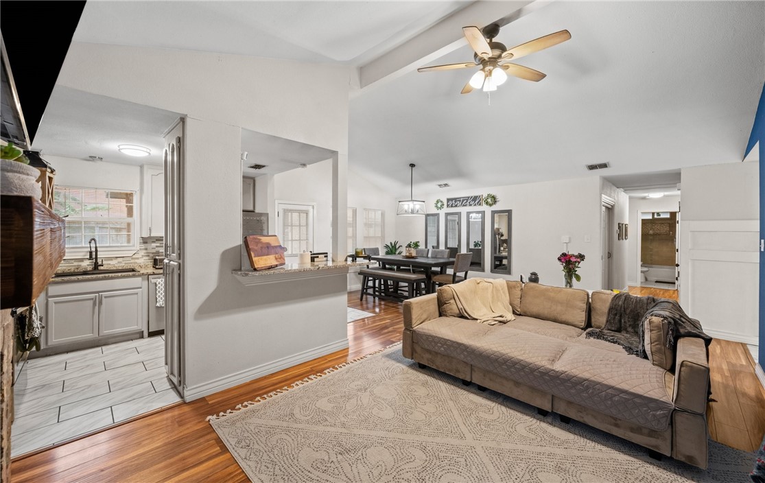 7010 Powderhorn Court Corpus Christi, TX 78413 - Photo 8 of 20