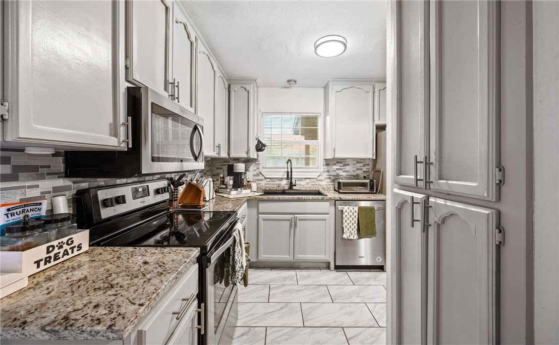 7010 Powderhorn Court Corpus Christi, TX 78413 - Photo 9 of 20